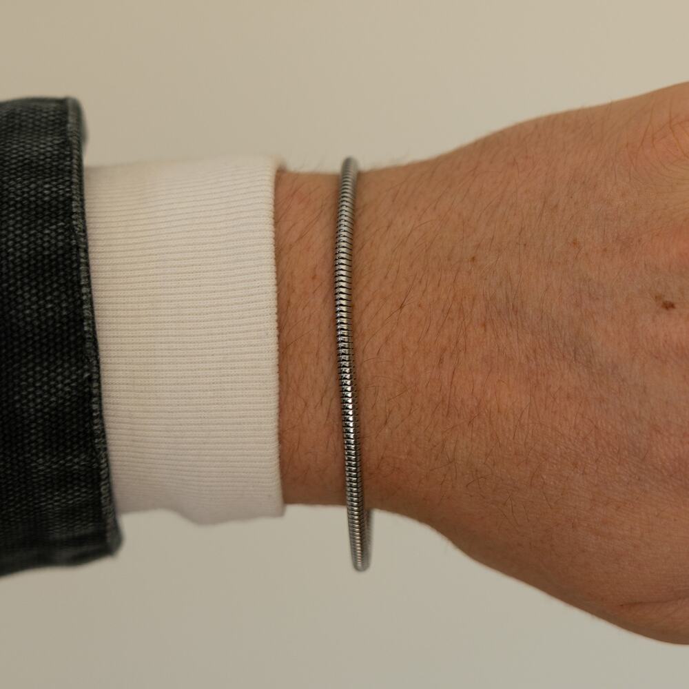 Vintage Silver Snake Chain Bracelet Y2K Minimalist Sleek Jewelry Unisex